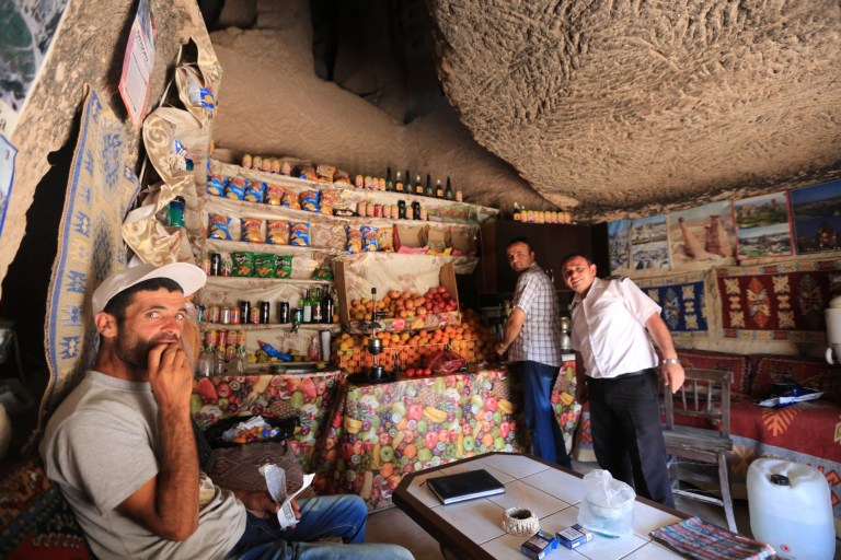A store where you can get fresh squeezed orange juice!