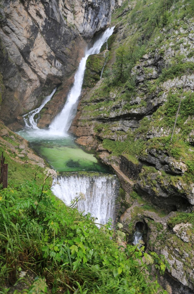 Water perfectly green but then it's drinkable ....