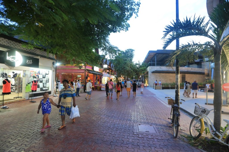 Shop 'til you drop, stroll, stroll, stroll in PDC