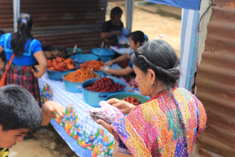 Like a mercado on steroids